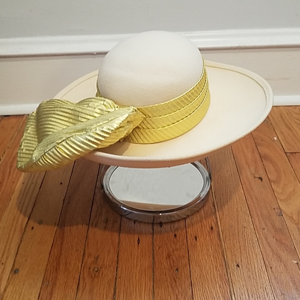 Vintage Gold and Cream Brim Hat